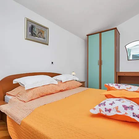 Ana Apartment Baska Voda