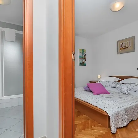 Apartment Ana