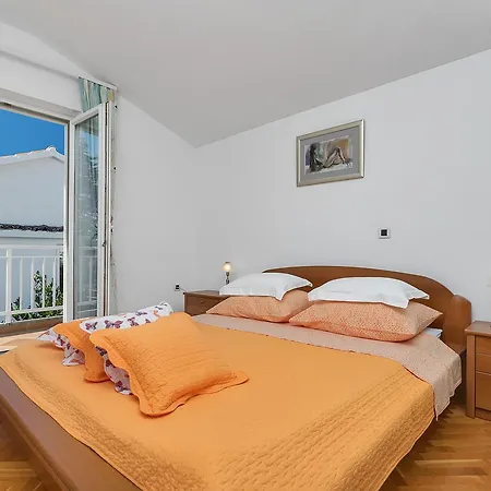Apartment Ana